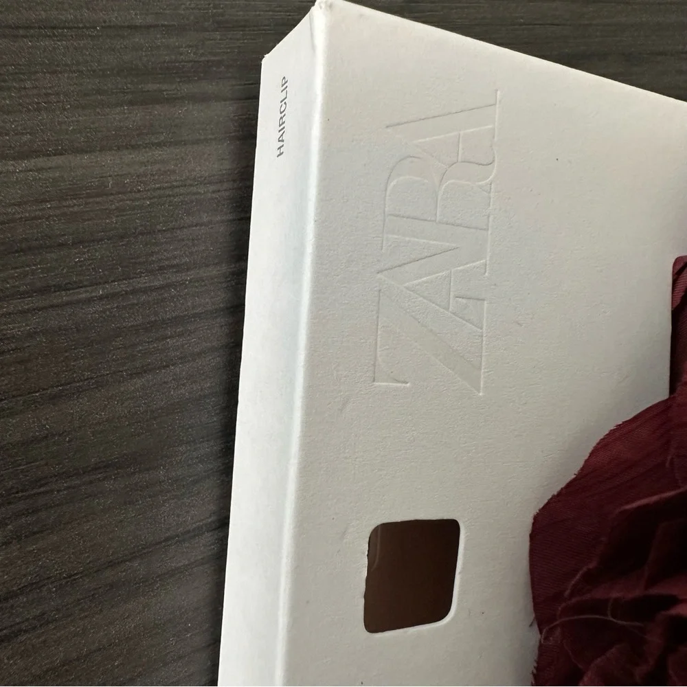 Zara Woven Floral Hair Clip in Burgundy - Picture 4 of 9